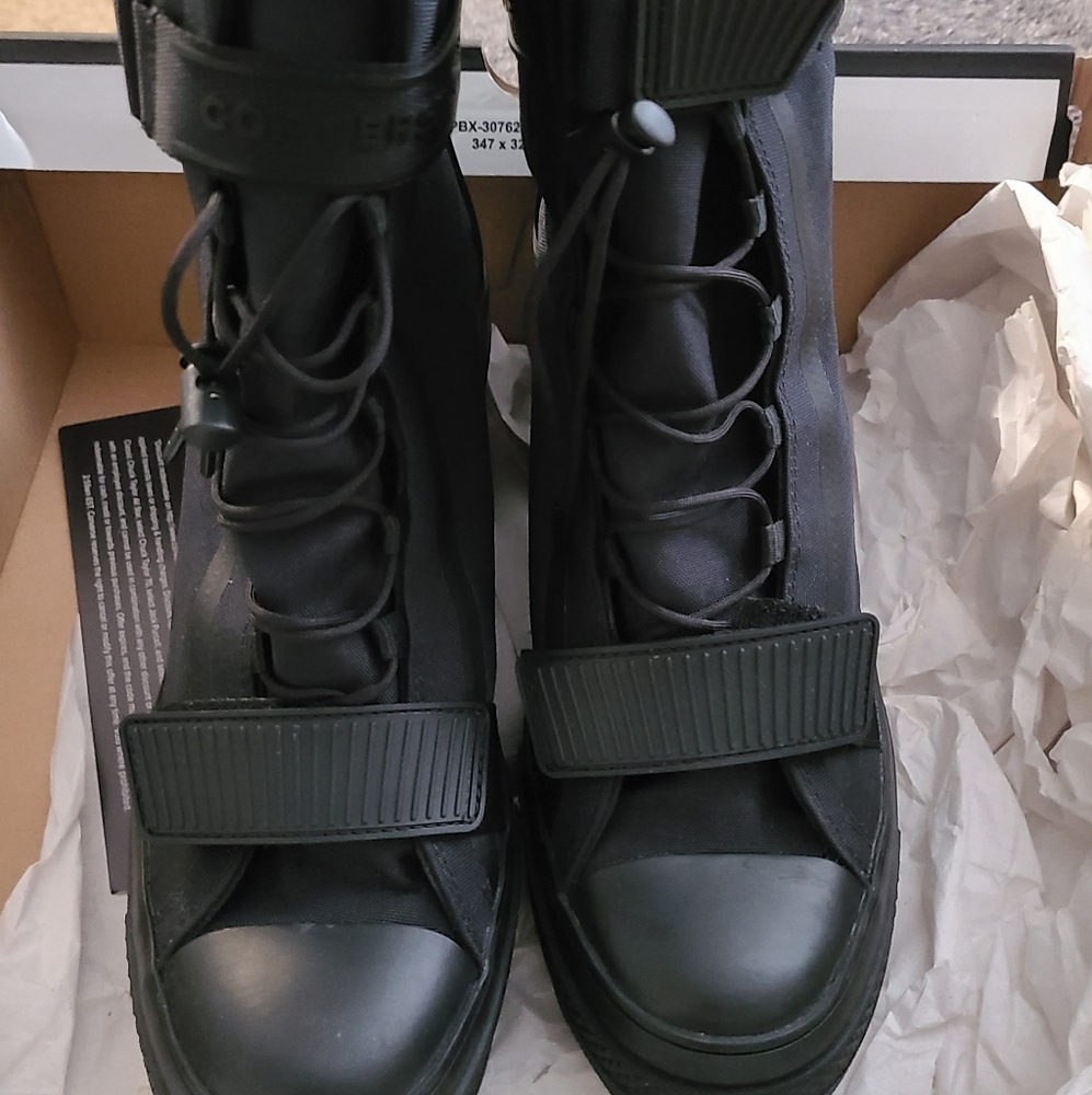 Converse boots